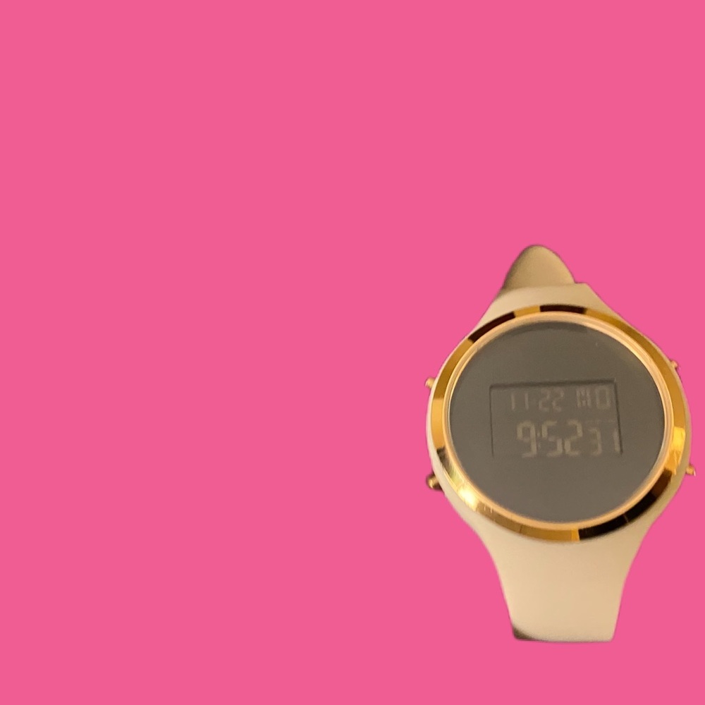 Pink sports watch from Athleta!